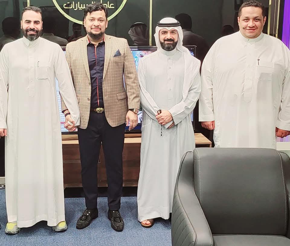 Versatilo Chairman with his Saudi partners